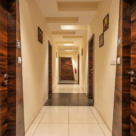 Hotel Naman อุเดเปอร์ ภายนอก รูปภาพ